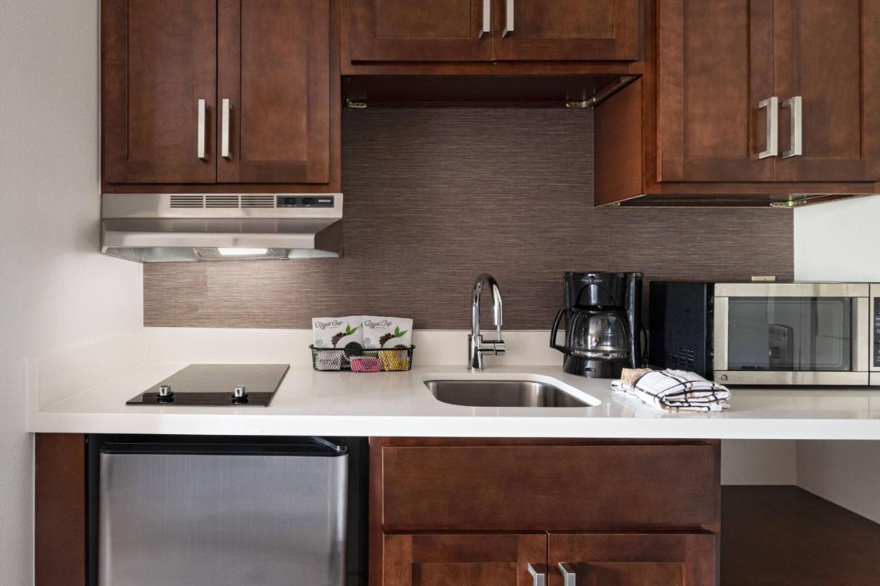 Residence Inn By Marriott Austin The Domain Area Екстериор снимка