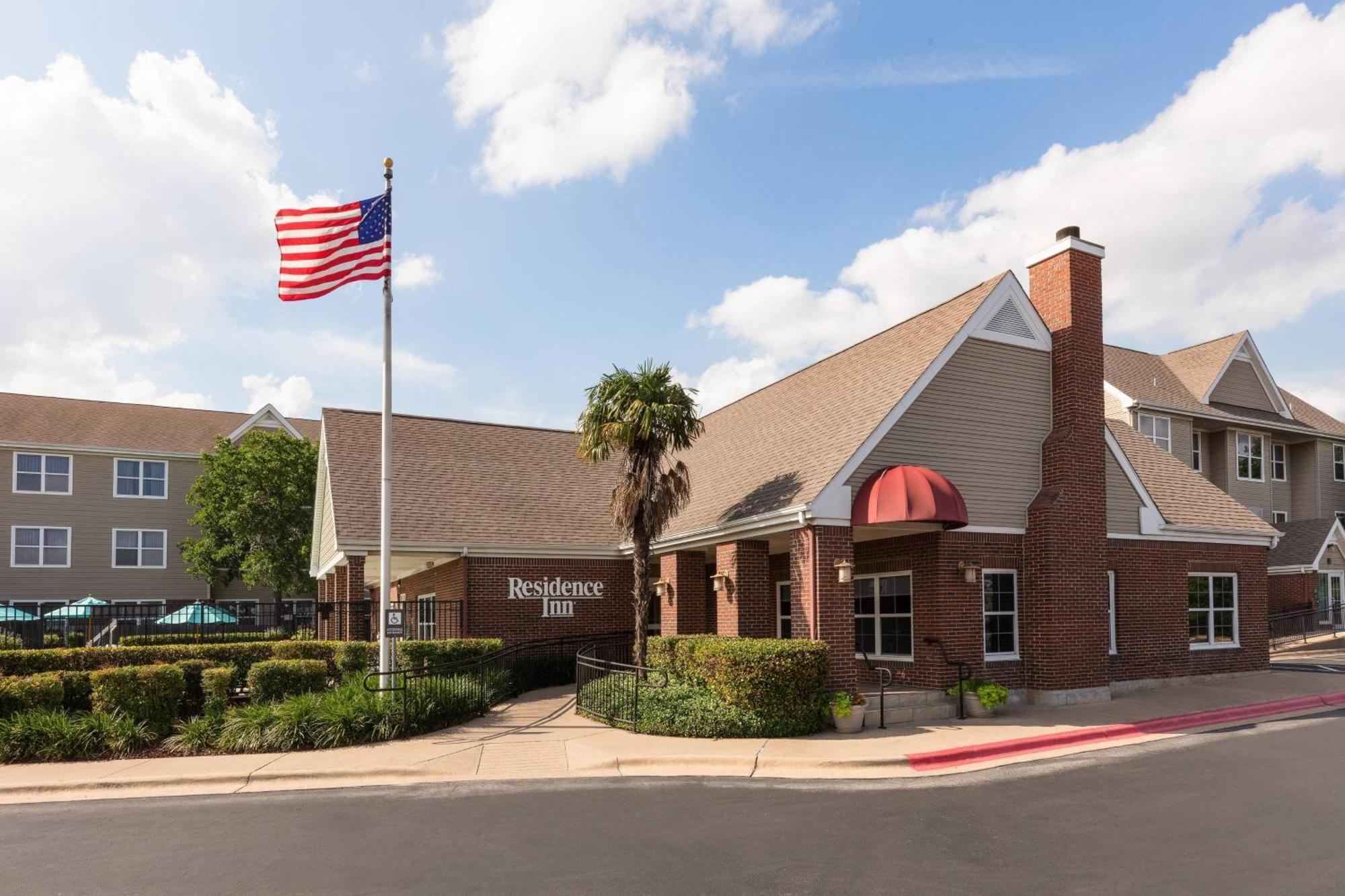 Residence Inn By Marriott Austin The Domain Area Екстериор снимка