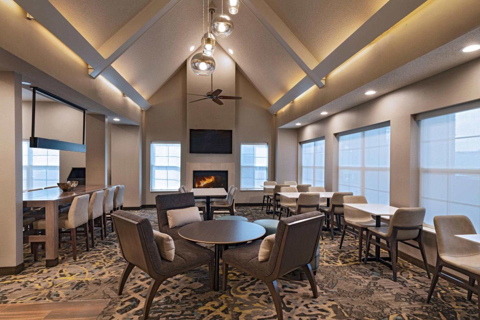 Residence Inn By Marriott Austin The Domain Area Екстериор снимка