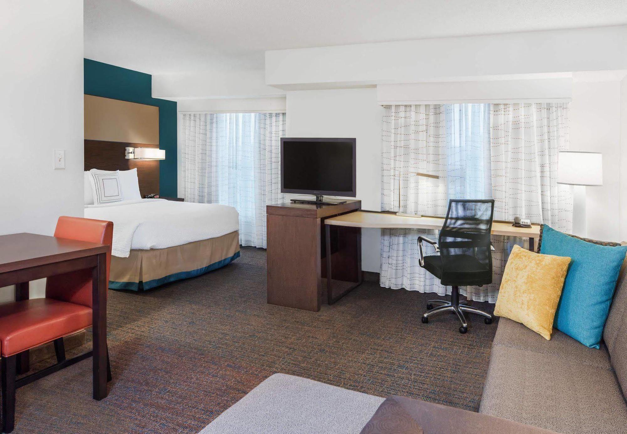 Residence Inn By Marriott Austin The Domain Area Екстериор снимка